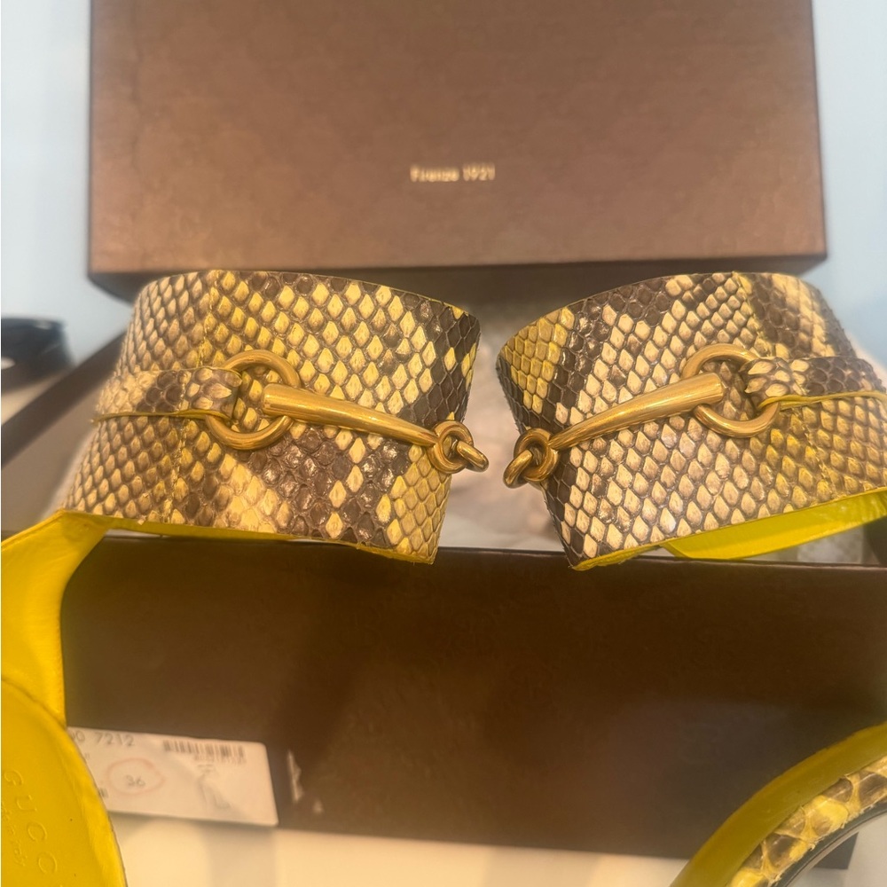 Gucci Yellow and Brown python ๐ Heels
Authentic - Picture 9 of 9